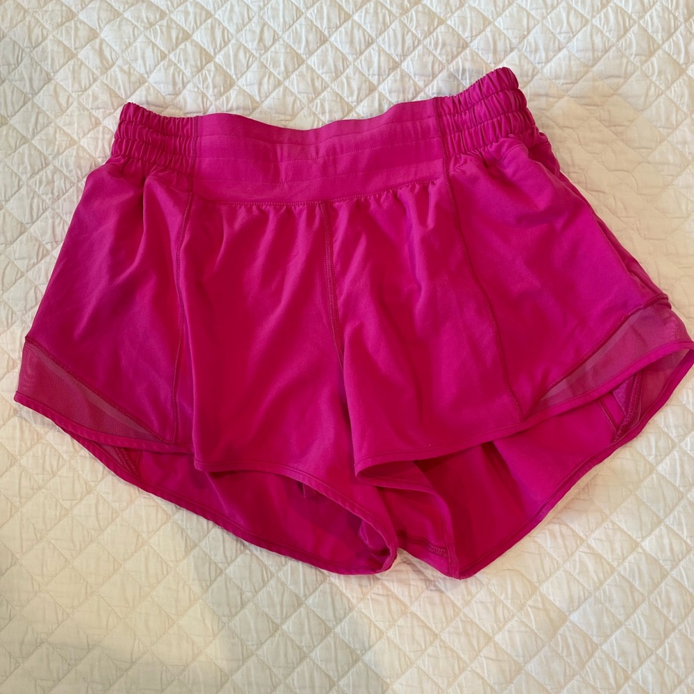 Sonic Pink High Ride Lululemon Hotty Hot Shorts (2.5 inch)